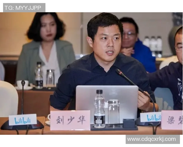 王敏的足球人生：从绿茵场到人生哲学的深度对话与思考